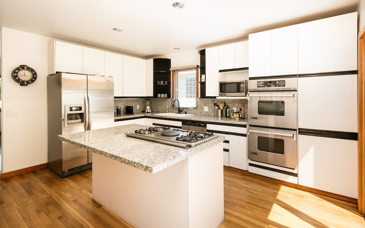 ✨ Large & Quiet 4bed/3bath in Central Venice Beach gallery image 5