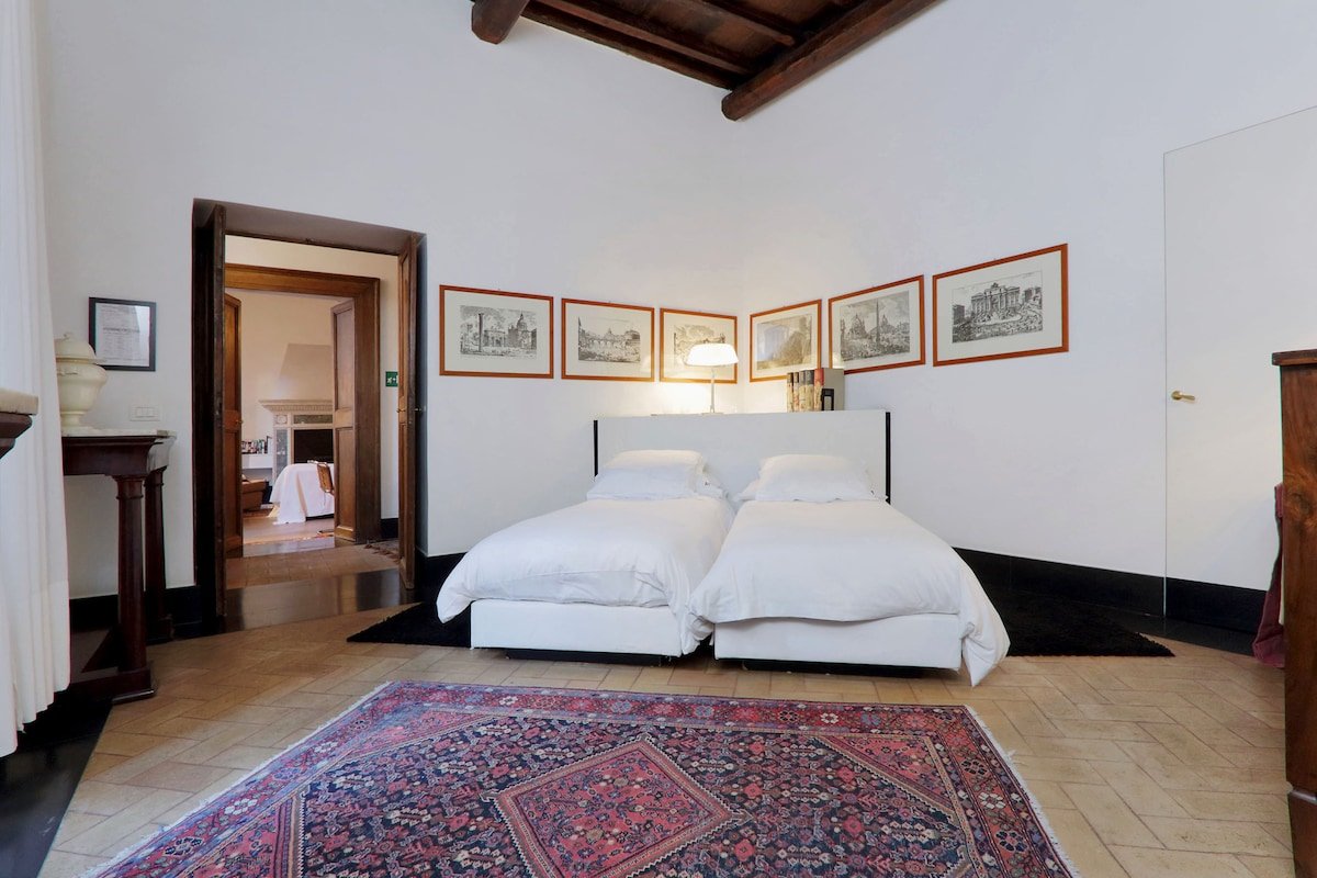 ROMAC Leone V Unique 5-bdr near the Spanish Steps gallery image 3