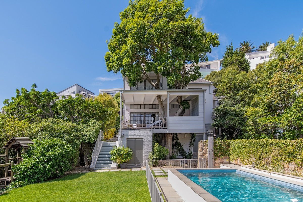 Villa Erythrina- Camps Bay Beach House on Argyle gallery image 2