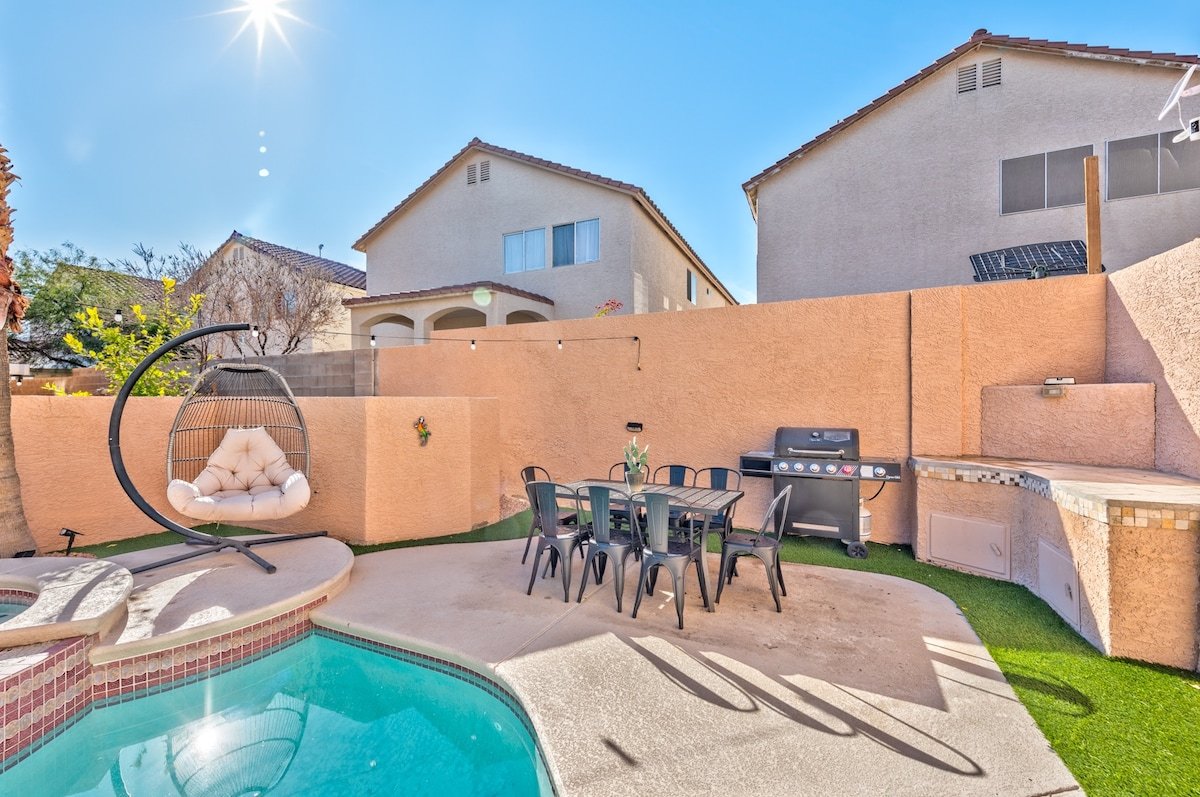 Stylish modern Villa! 4 Bedrooms gallery image 5