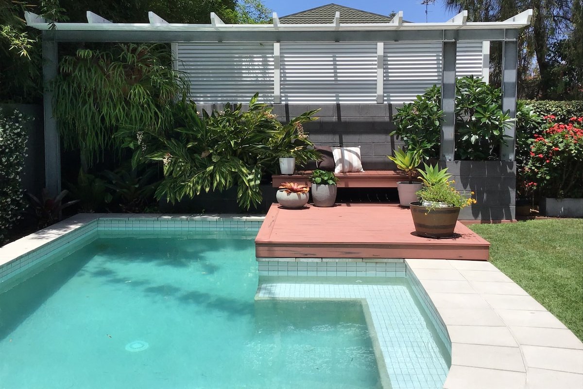 Exclusive Seaside House + Pool gallery image 2