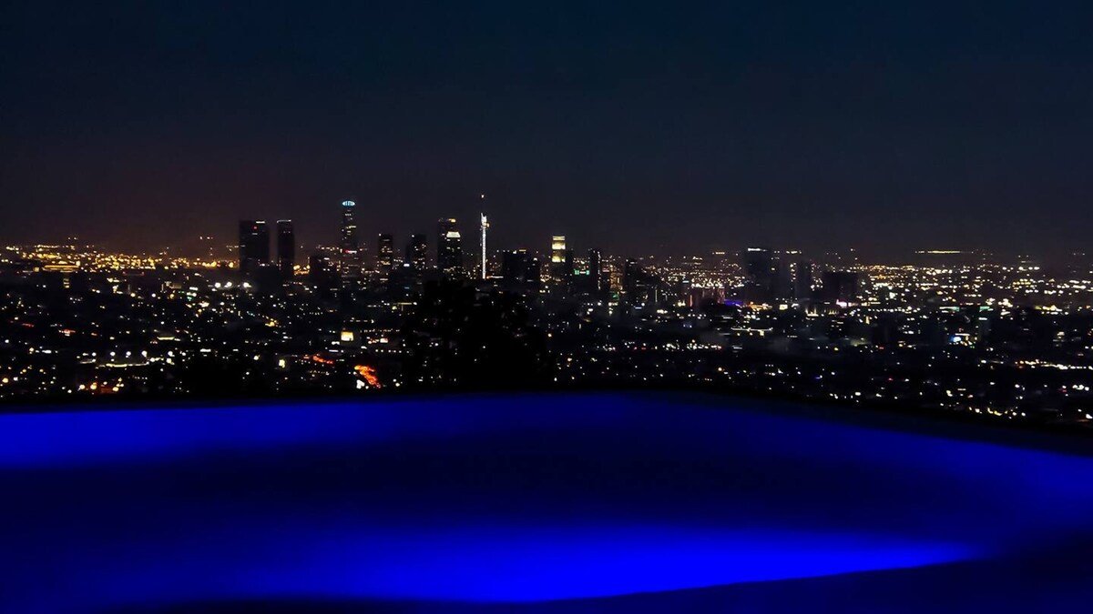 Rouge Elite gallery image 4