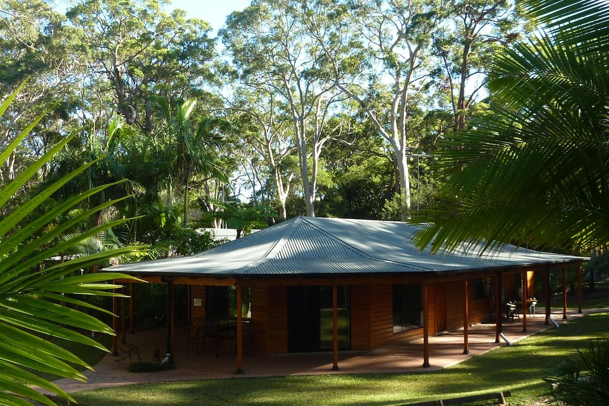 Oasis by South West Rocks 1 * gallery image 2