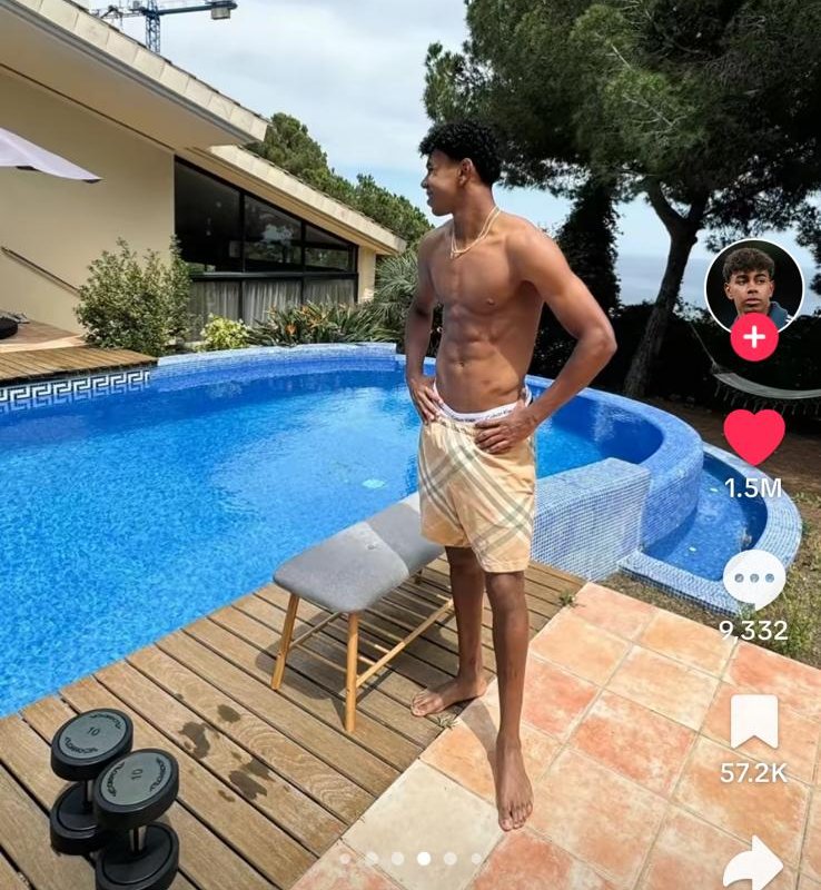 Villa de lujo de 4 dormitorios, piscina y barbacoa gallery image 3