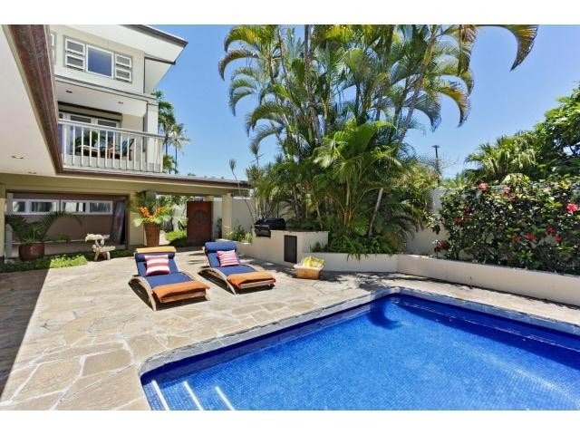 Huge House Near Kailua Beach, Short Stay Available gallery image 3