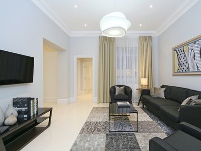 South Kensington 3 Bedroom Apartment Lower Ground