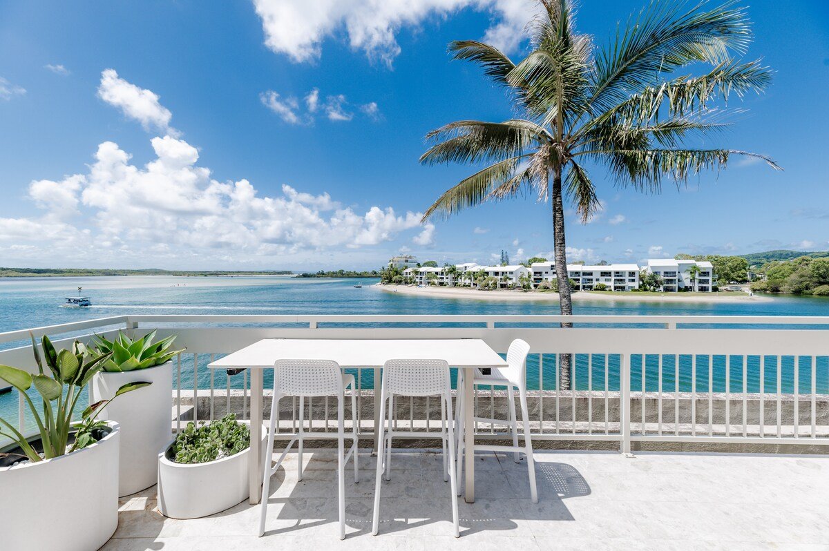 ‘Bella Vista’ – Noosa Luxury on White Sands gallery image 3