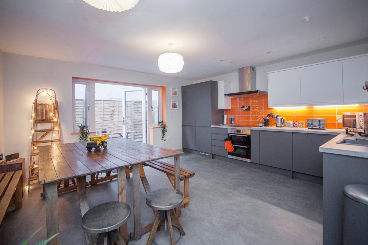 higgihaus 3b 4 Bed Small Groups Hip