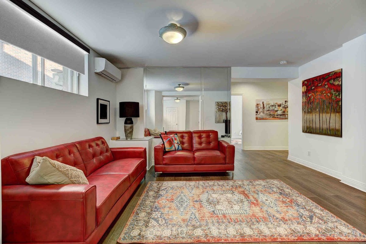 The Panoramic at Château Sherbrooke gallery image 3