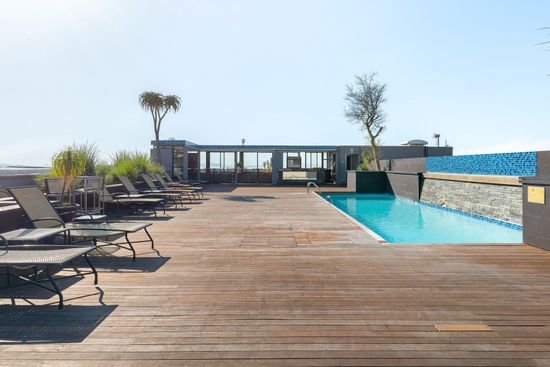 Cape Royale 705 Photo 1