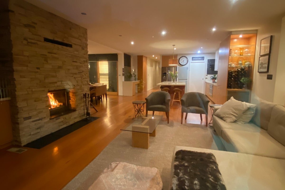 Beautiful big home in South Melbourne gallery image 2