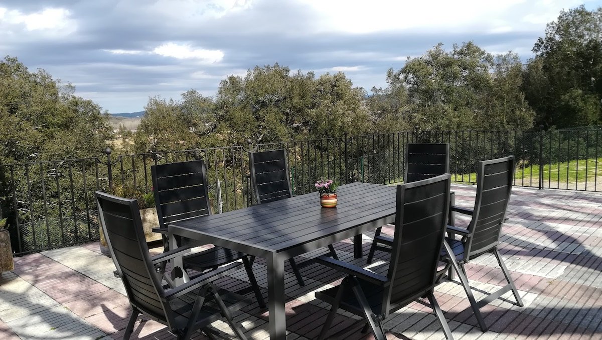 Masia amb piscina, per a 20 persones gallery image 4