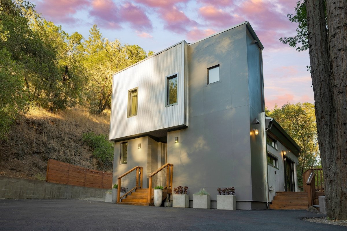 Mill Creek – AvantStay | Patio, Hot Tub, A+ Design