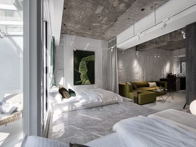 D apt . DUMO. /雙層獨享/台北車站/頂級衛浴3/泡澡浴缸/景觀陽台/4F+5F