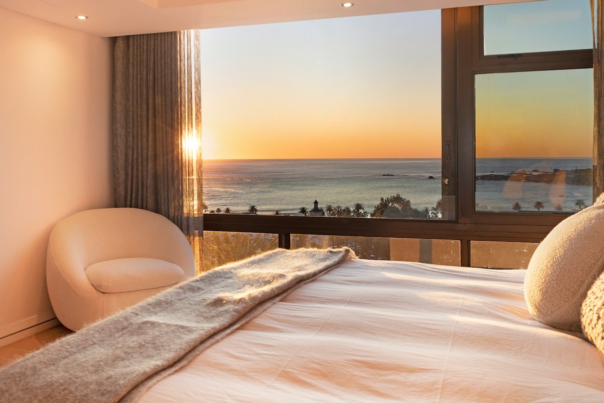 Geneva Horizon by Steadfast Collection gallery image 5