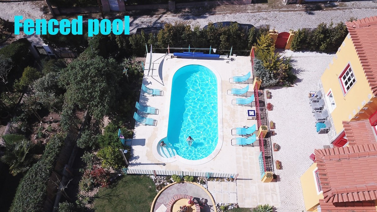 Colares Sintra – heated and fenced pool near beach gallery image 3