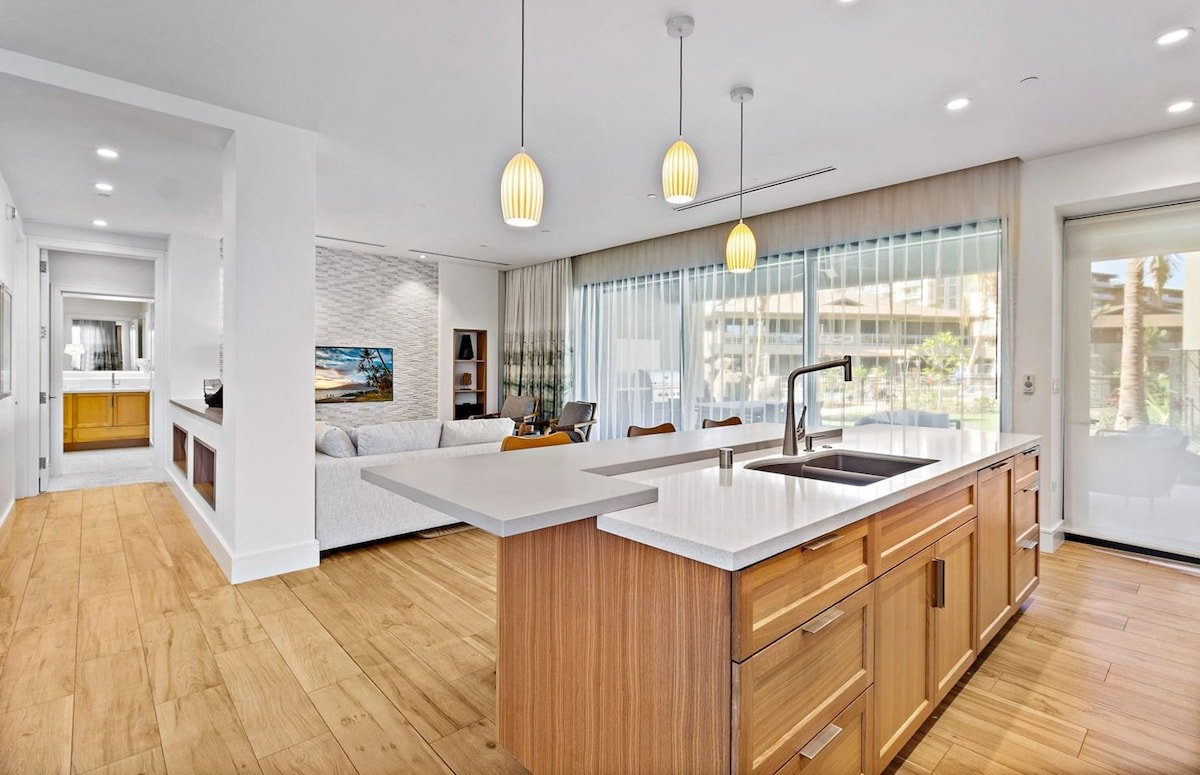 Maui Resort Rentals: Luana Garden Villas 4B gallery image 2