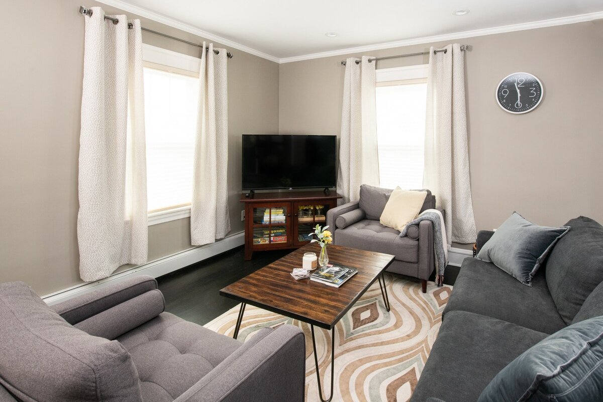 Hilltop House & Cottage, Close to Newport gallery image 3