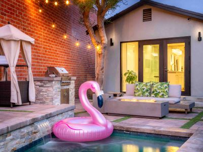 Heated Hot Tub & Pool Oasis In Cozy Home