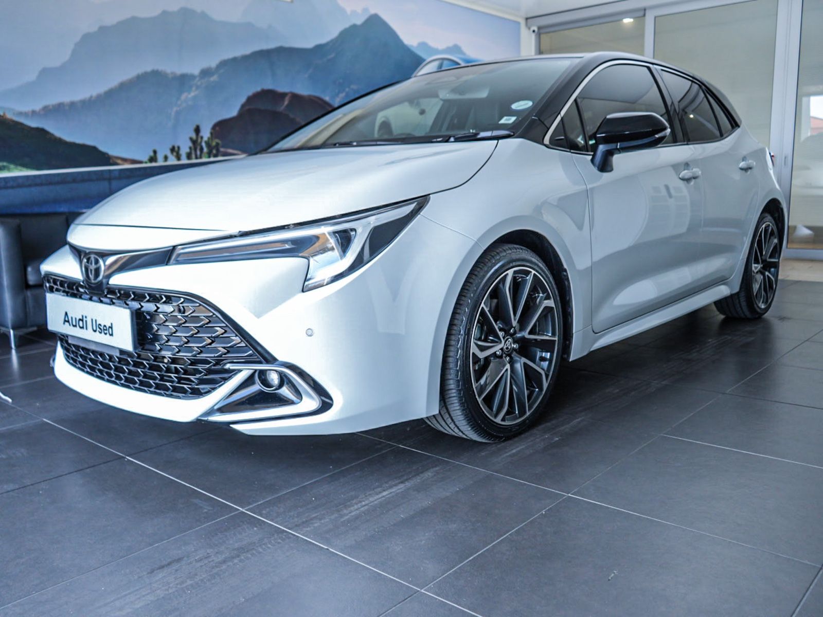 TOYOTA COROLLA 2.0 XR CVT for Sale in South Africa