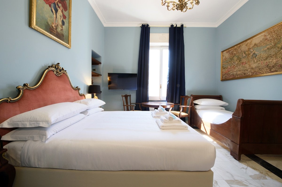 [5 rooms, 3 bathrooms] Historic Home at Colosseum gallery image 5