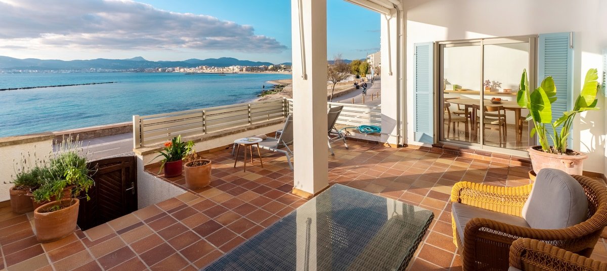 Las Rocas Beach-Ciutat Jardi Playa gallery image 3