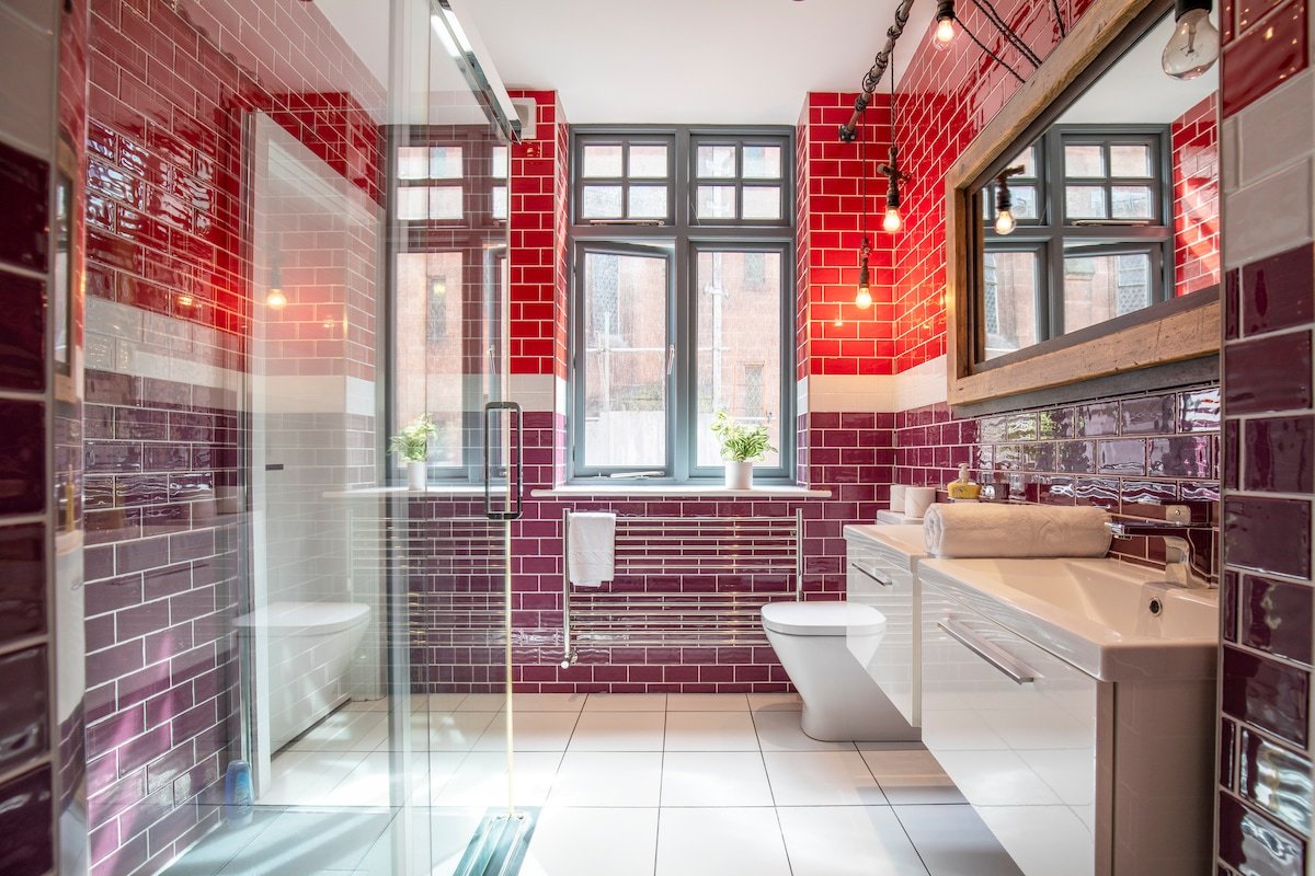 Roof Terrace Townhouse by City SuperHost gallery image 4