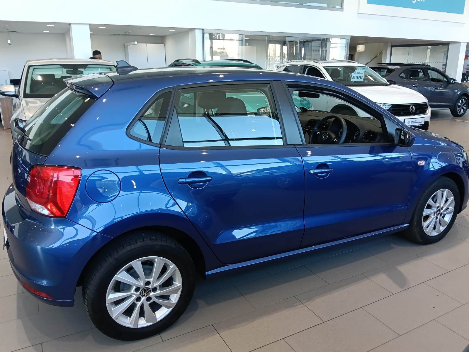 Used car gallery