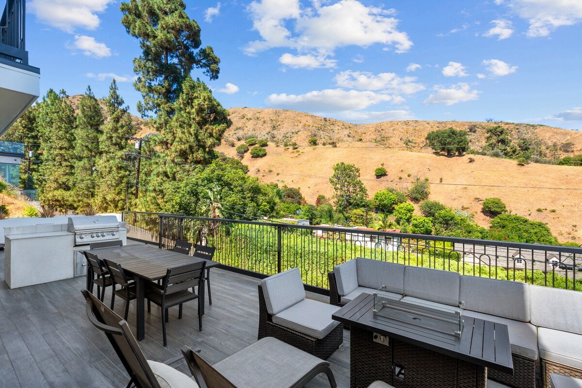 Luxury Stay in the Heart of Hollywood/Amazing View gallery image 4