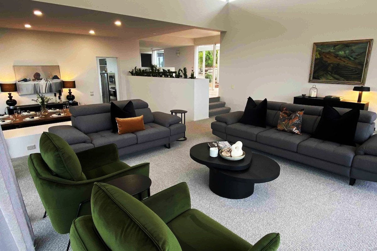 Luxe Coastal Ocean Views – Golf & Winery Heaven MP gallery image 4