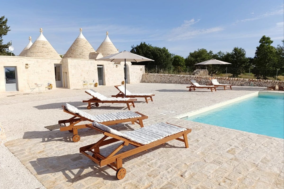 Trulli Fortunato – Private, heated swimming pool gallery image 3