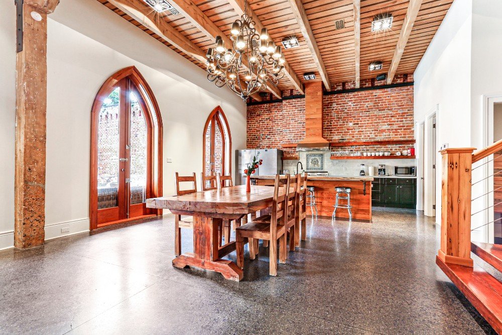 Modern Oasis+Heated Pool+Mardi Gras Walkable! gallery image 3