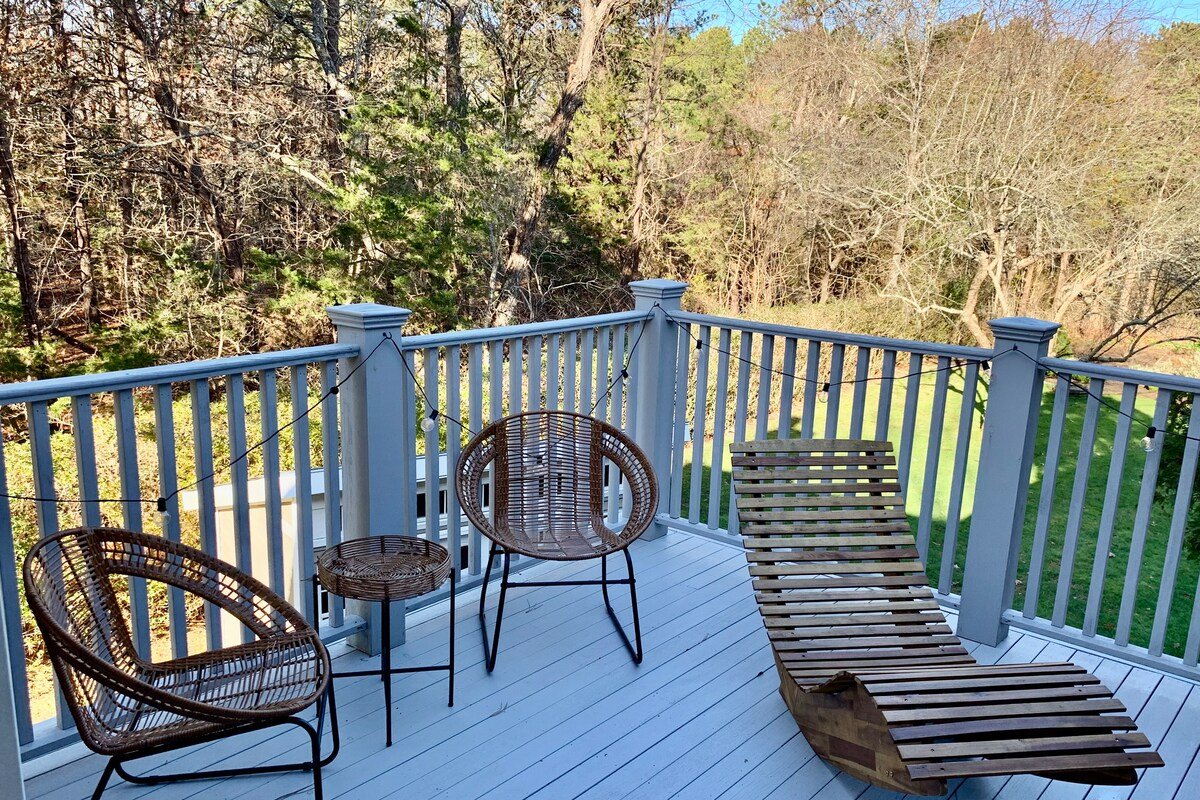 Charming, Beautiful Hamptons/North Fork Gem gallery image 3