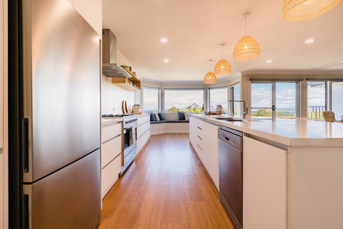 Beach House on Westwood gallery image 5