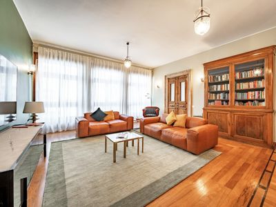 Luxury 3 Bedroom Apartment – 6 Guests – Duomo