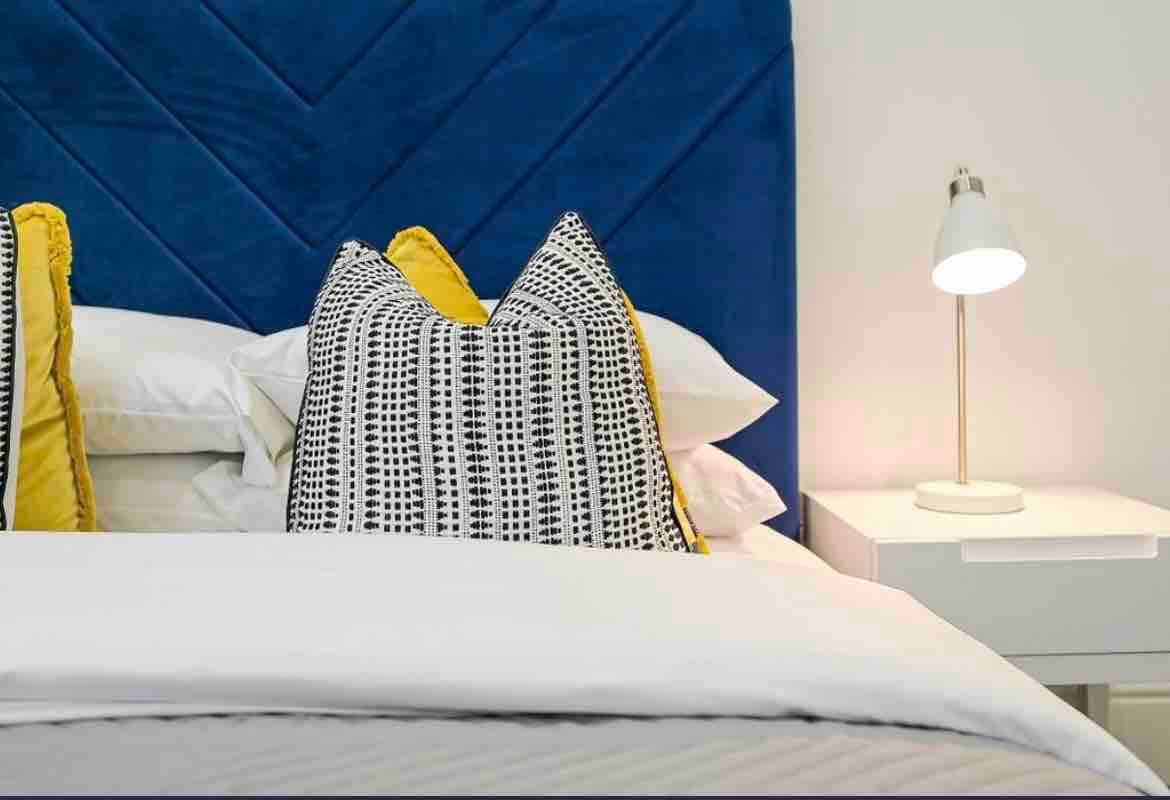 J-CoStAnZa – MaYfAiR – with AC! gallery image 4