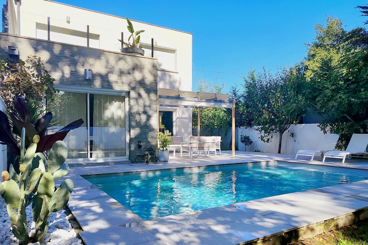 Maison contemporaine avec piscine proche Bx gallery image 2