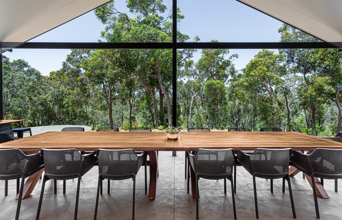 Gum Nuts – New House, family friendly & big groups gallery image 5