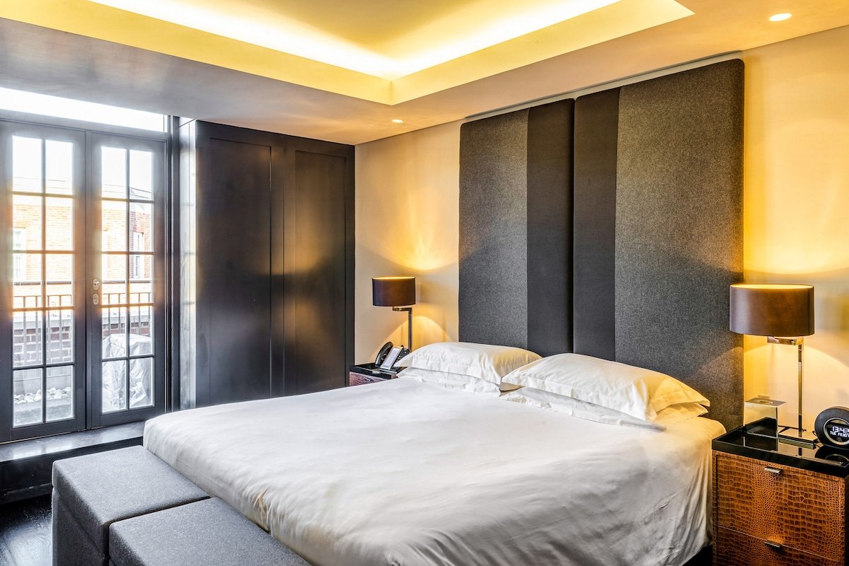 Kensington Penthouse gallery image 3