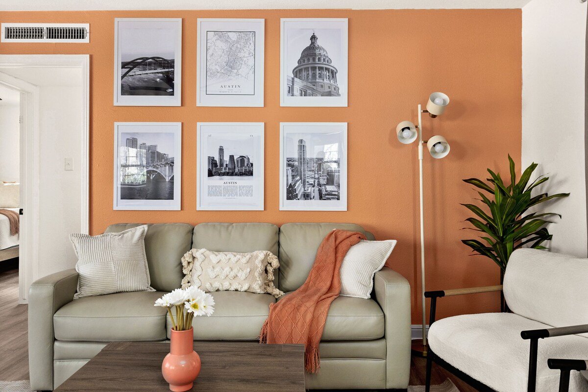 Tarrytown | 6BR | 2 Duplexes | Near DT&UT |Arcade gallery image 4