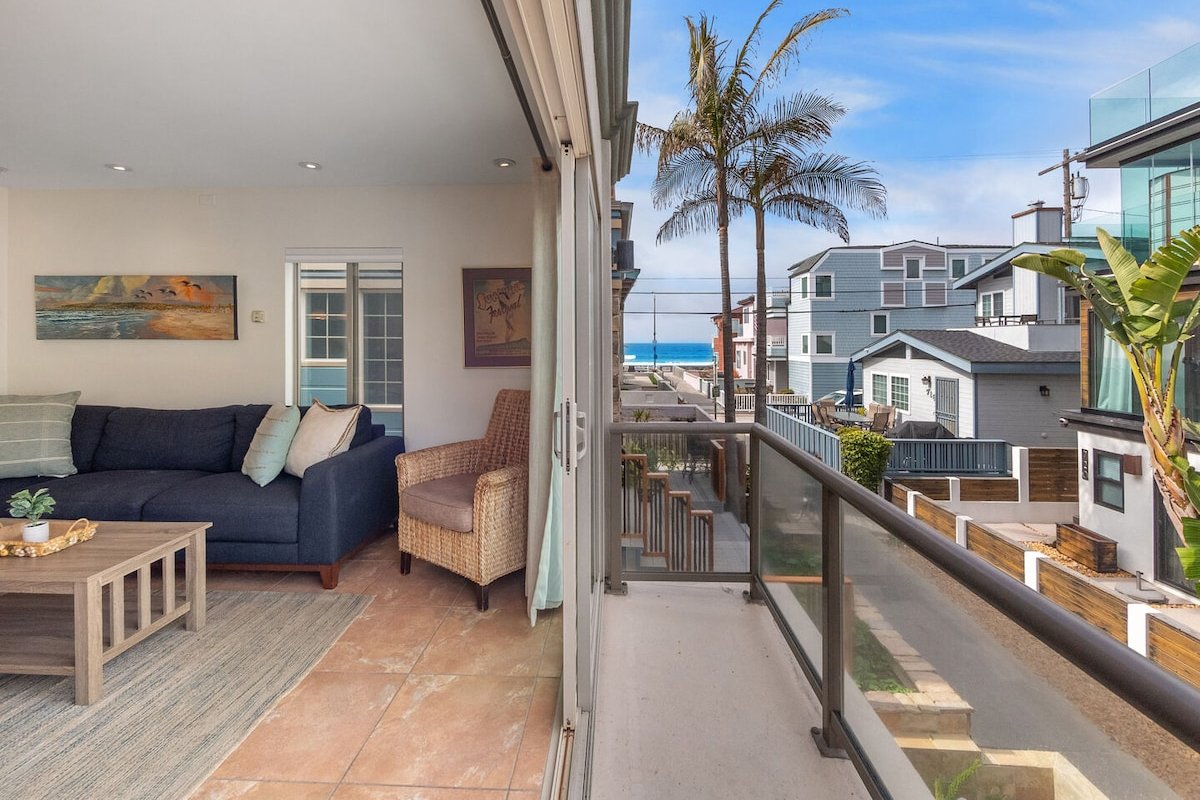 Ocean View Beach Haven! Pet Friendly & Steps2Beach gallery image 2