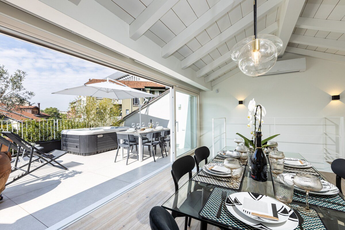 *Villa Olivo*with private terrace & Jacuzzi+3Beds! gallery image 4