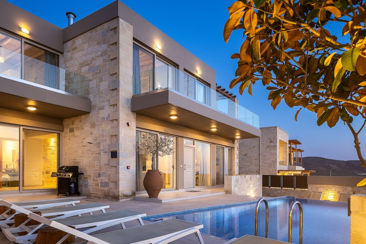 Villa Elpida I Sea view & heated* pool! gallery image 5