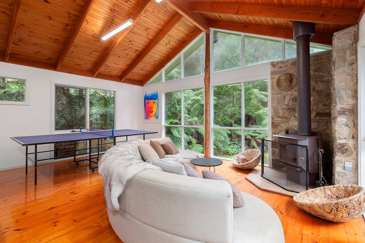 River Lodge, close to Warburton gallery image 2