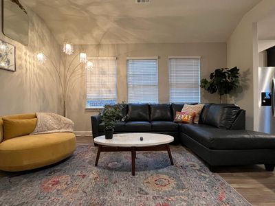 5TVs*75”TV*Fort Worth*Arlington*4Bedroom*King Bed