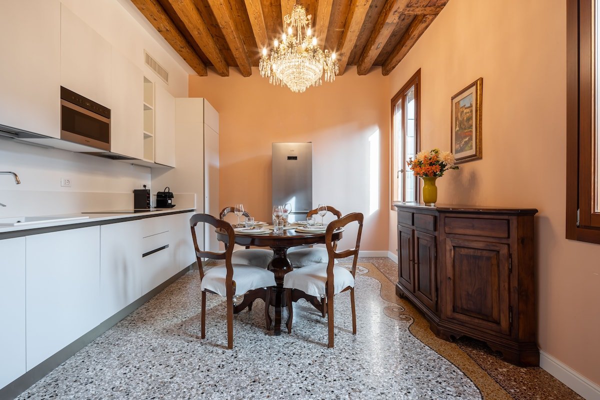 Residence on the Laguna gallery image 3