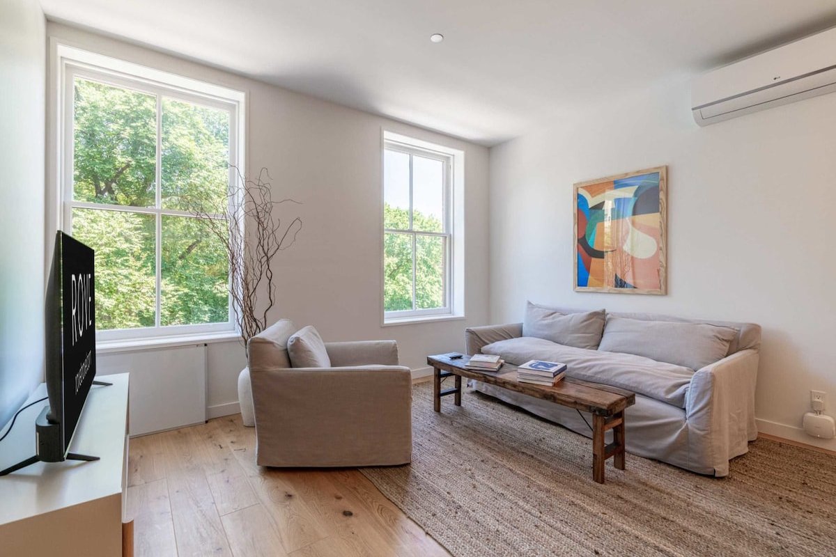 Park Place IV by RoveTravel 3 Bedroom in Gramercy gallery image 3