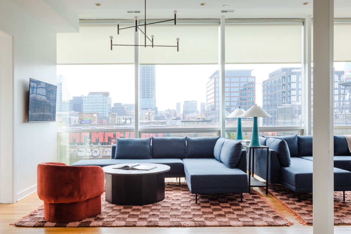 Luxury Fulton Market Penthouse Amazing City Views