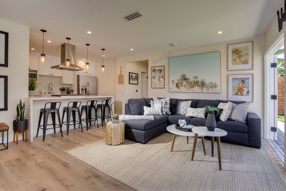 PB La Jolla Dream HOUSE Steps to Beach ❤️ Private gallery image 2