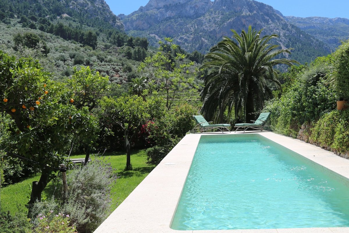 Luxuriously renovated House with Pool in Fornalutx gallery image 5